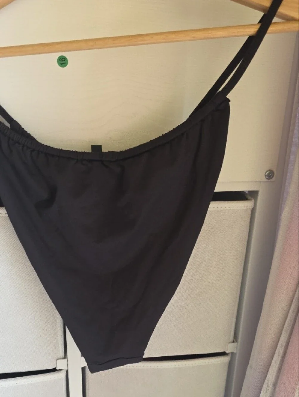 SKIMS sleek black